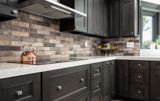 Kitchen Remodeling: What’s In and What’s Out This Summer