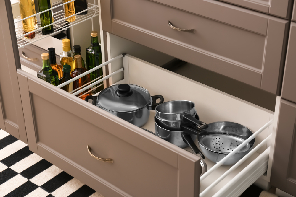 Pull-Out Drawers - Must-Have Kitchen Features
