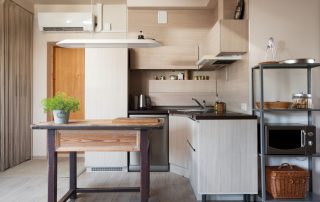 Are you looking to design the kitchen of your dreams? If so, what kind of constraints are you working with? If you have an issue with space, in our latest blog, we share 3 tips for a small kitchen remodel.