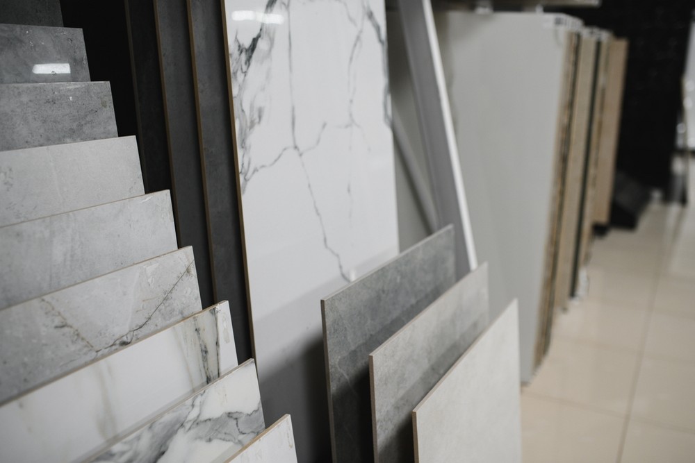 How to Choose the Right Tile Materials for High-Traffic Areas
